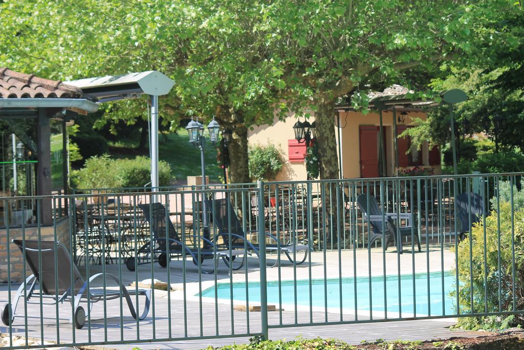Hotel Restaurant Le Moulin De Saint Verand エクステリア 写真