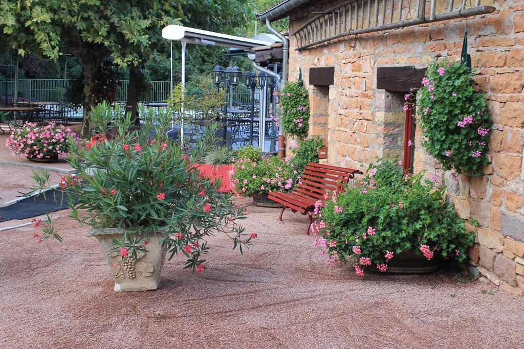 Hotel Restaurant Le Moulin De Saint Verand エクステリア 写真